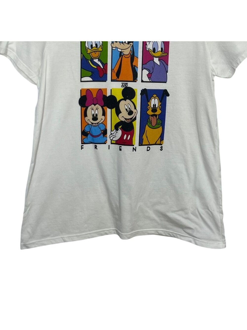 Disney Gildan Mickey & Friends Graphic Tshirt Womens Small White - Picture 4 of 10